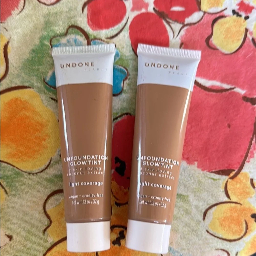 Undone Beauty Unfoundation Light Coverage Glow Tint Foundation #470 with Coconut